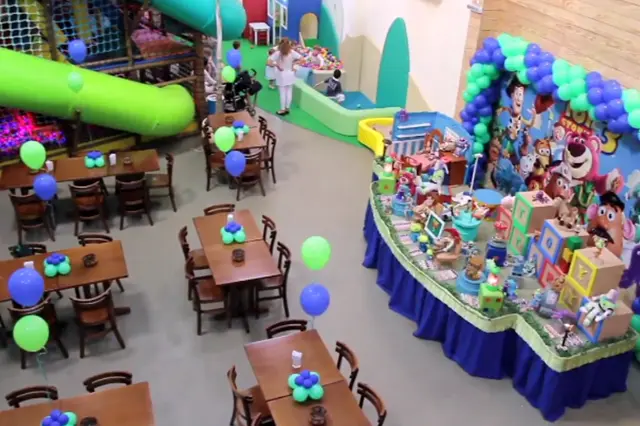 Imagem da área de festa do Buffet Espaço Puzzle na Vila Olimpia
